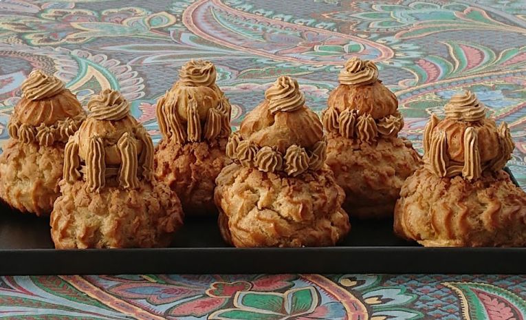 LA PÂTE À CHOUX SOUS TOUTES SES FORMES LA PÂTE À CHOUX SOUS TOUTES SES FORMES