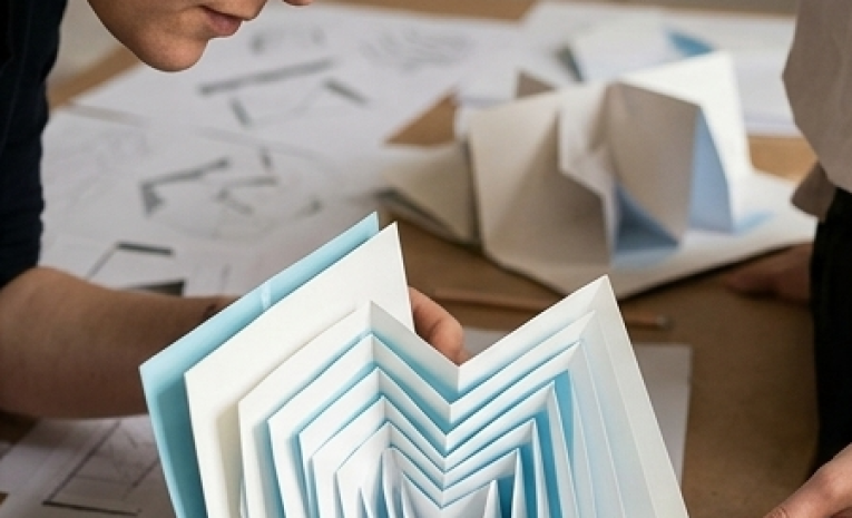 ATELIER CARTE POP-UP